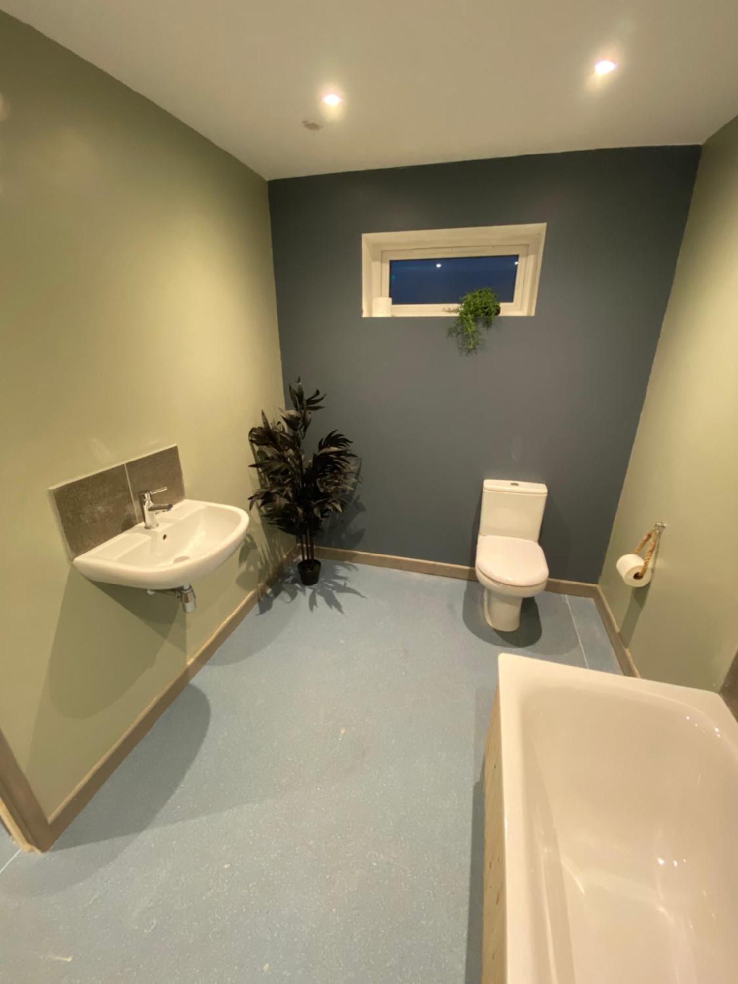 Luxury Cosy Carriage With Electric Private Hot Tub Apartment Hereford Exterior photo